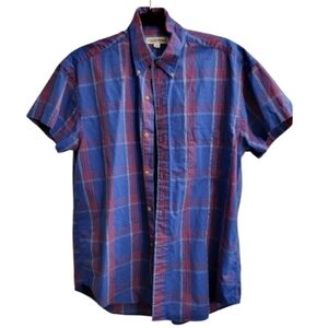 Calvin Klein short sleeve, button down shirt, size Medium/15-15 1/2